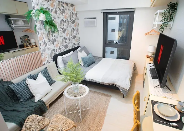Fully Furnished Urban Oasis Free Pool Apartamento