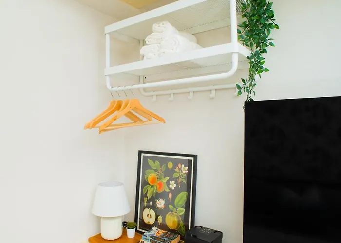 Fully Furnished Urban Oasis Free Pool Manila